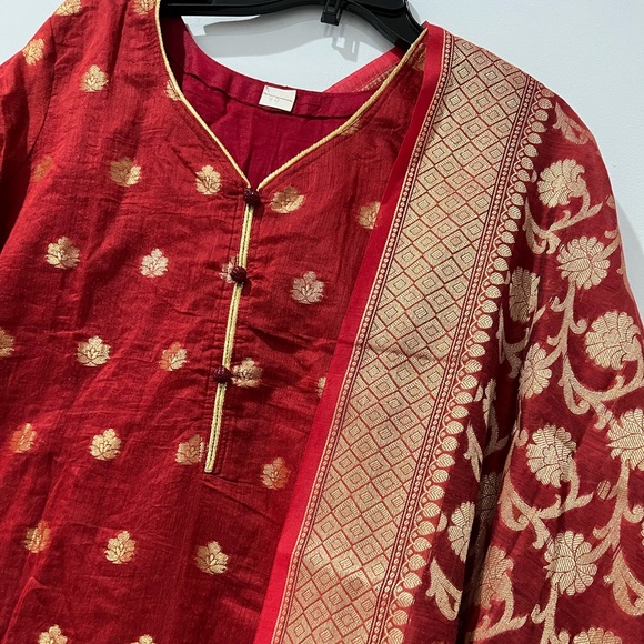 Indian Pakistani Katan salwar Kameez suit - Picture 3 of 4